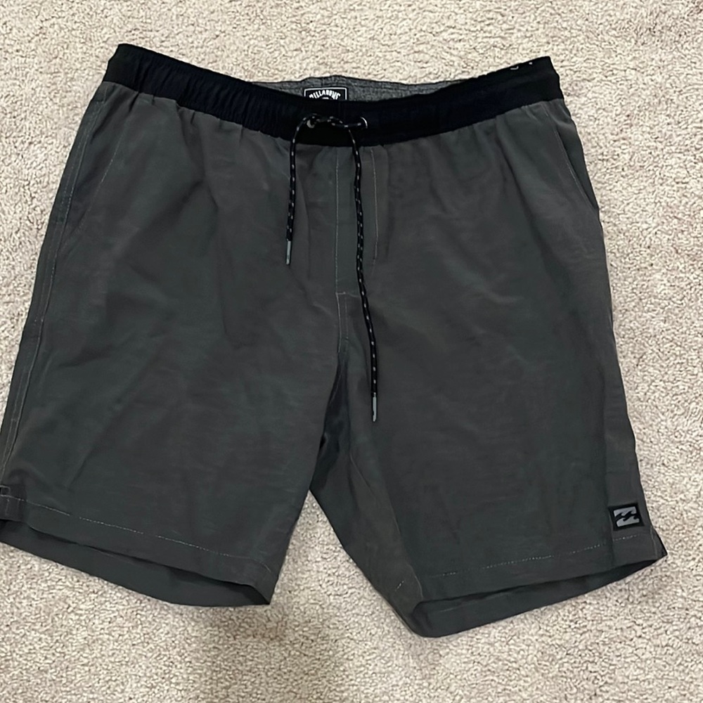 Mens billabong size medium boardshorts!